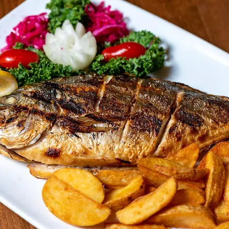 Хотел St Valentine 3*